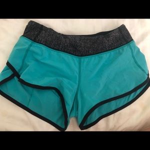 Lulu lemon speed short